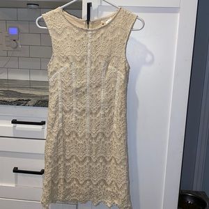 Women’s dress